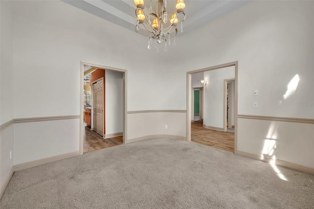 For Sale: $599,000 (4 beds, 2 baths, 2484 Square Feet)