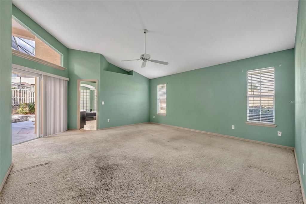 For Sale: $599,000 (4 beds, 2 baths, 2484 Square Feet)