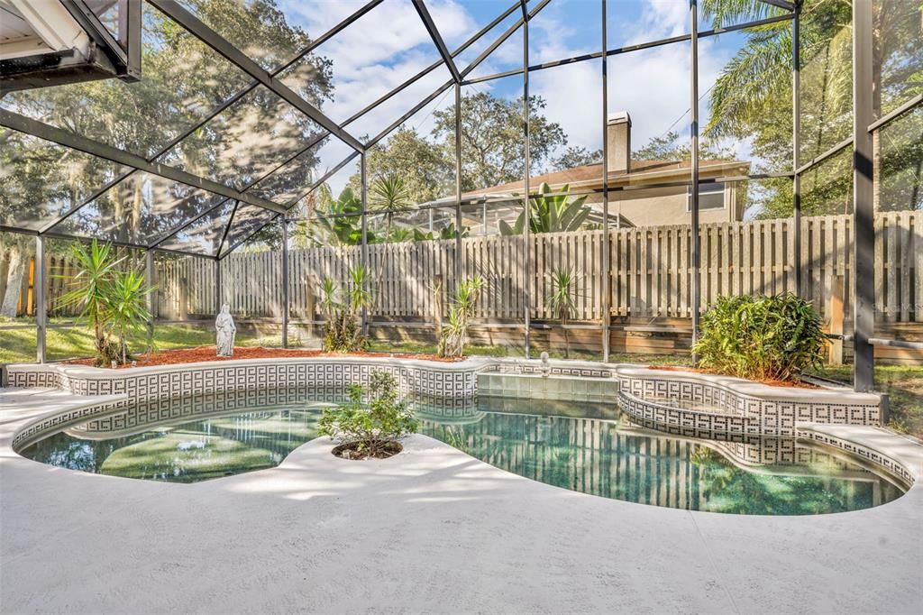 For Sale: $599,000 (4 beds, 2 baths, 2484 Square Feet)