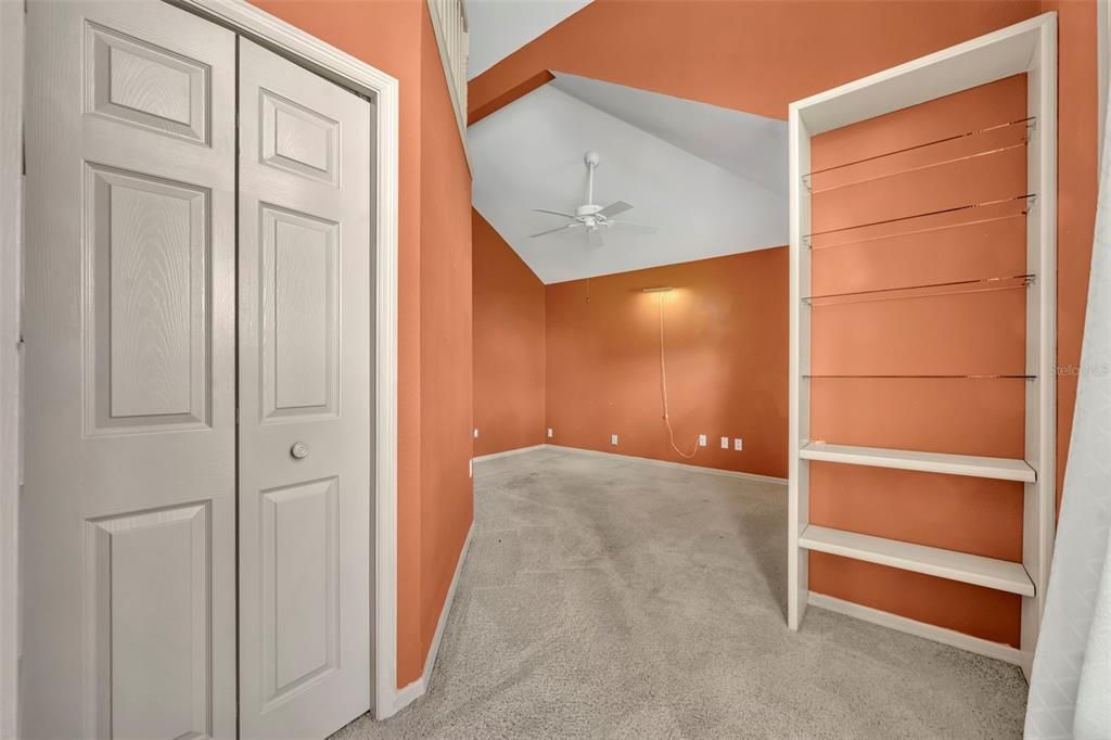 For Sale: $599,000 (4 beds, 2 baths, 2484 Square Feet)