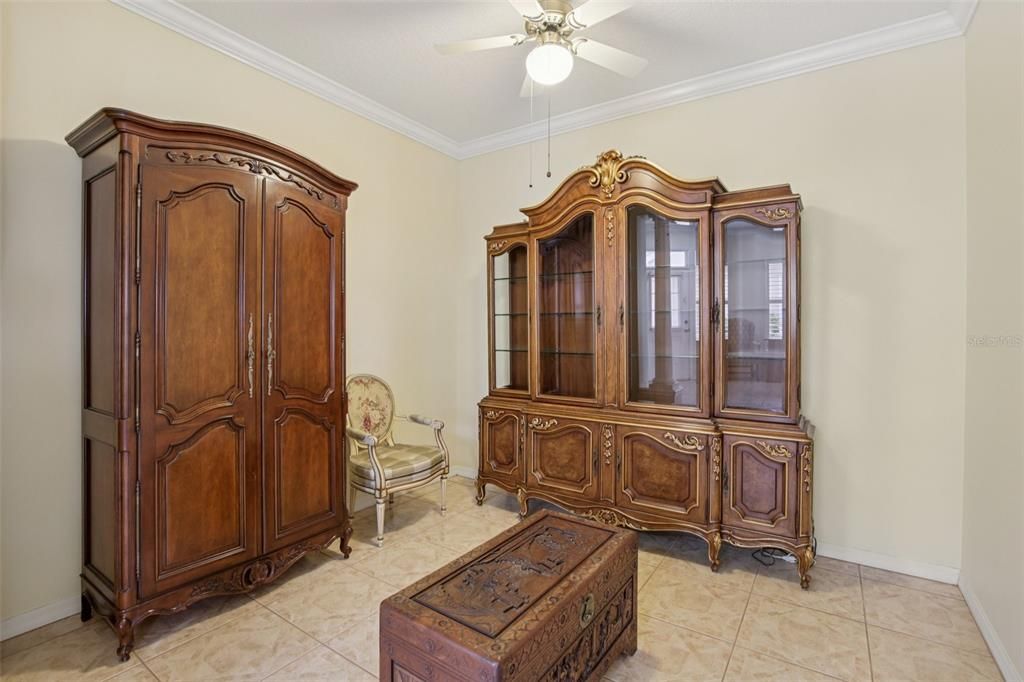 合同活跃: $325,000 (2 贝兹, 2 浴室, 1488 平方英尺)