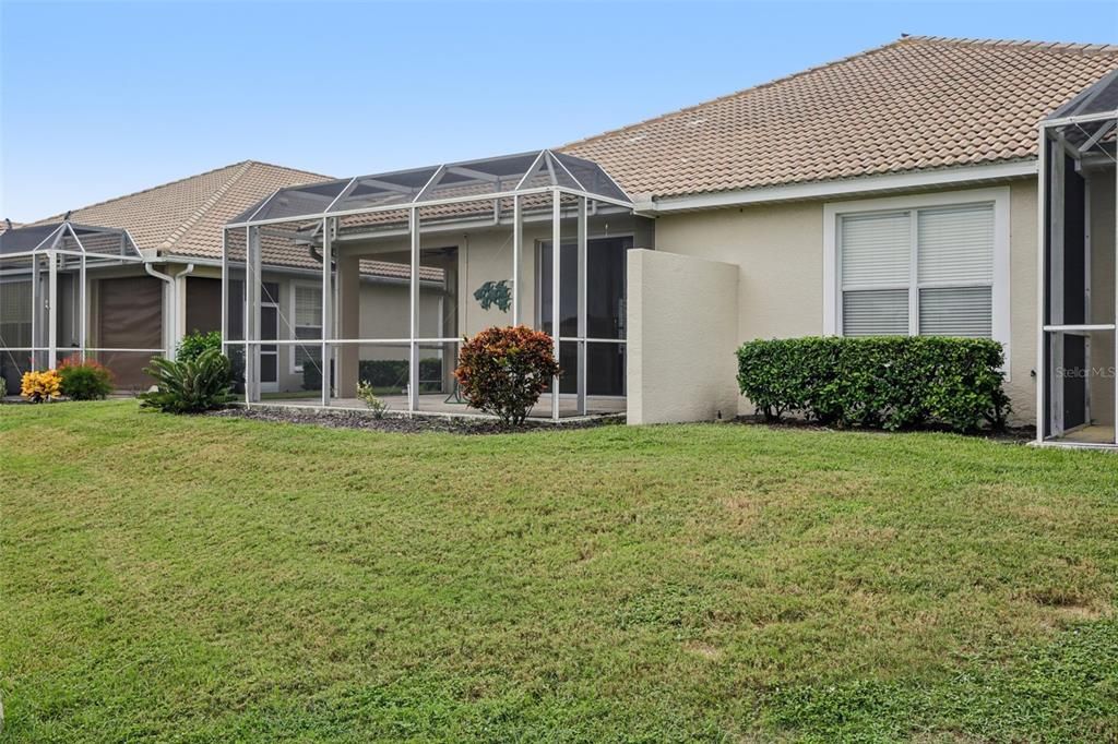 合同活跃: $325,000 (2 贝兹, 2 浴室, 1488 平方英尺)