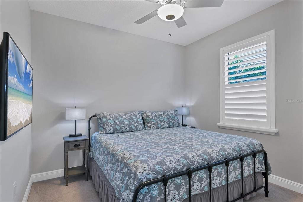 Под контрактом: $850,000 (3 спален, 2 ванн, 1876 Квадратных фут)