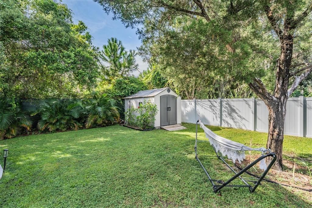 Под контрактом: $415,000 (4 спален, 2 ванн, 1352 Квадратных фут)