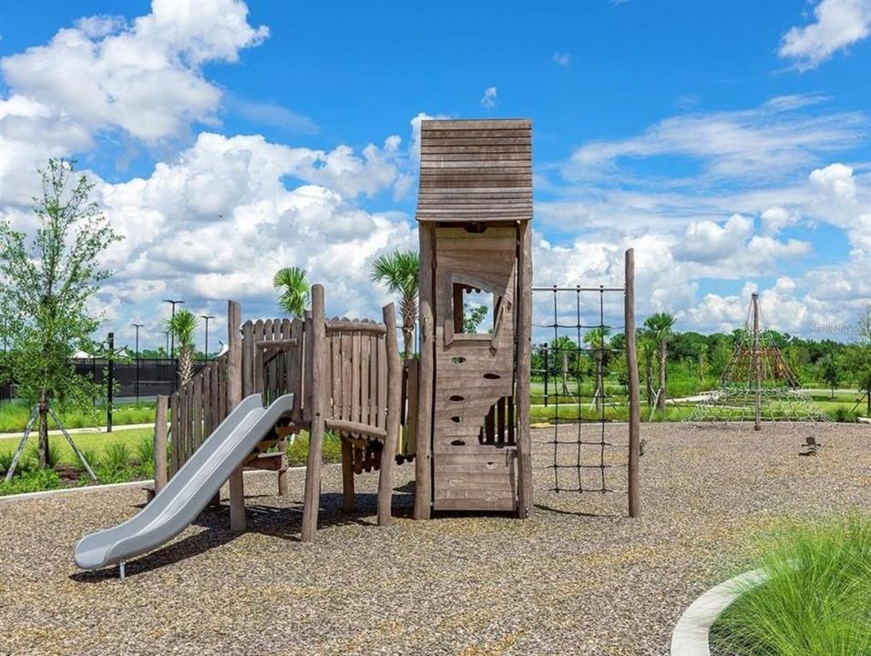 For Sale: $2,499,018 (4 beds, 4 baths, 3703 Square Feet)