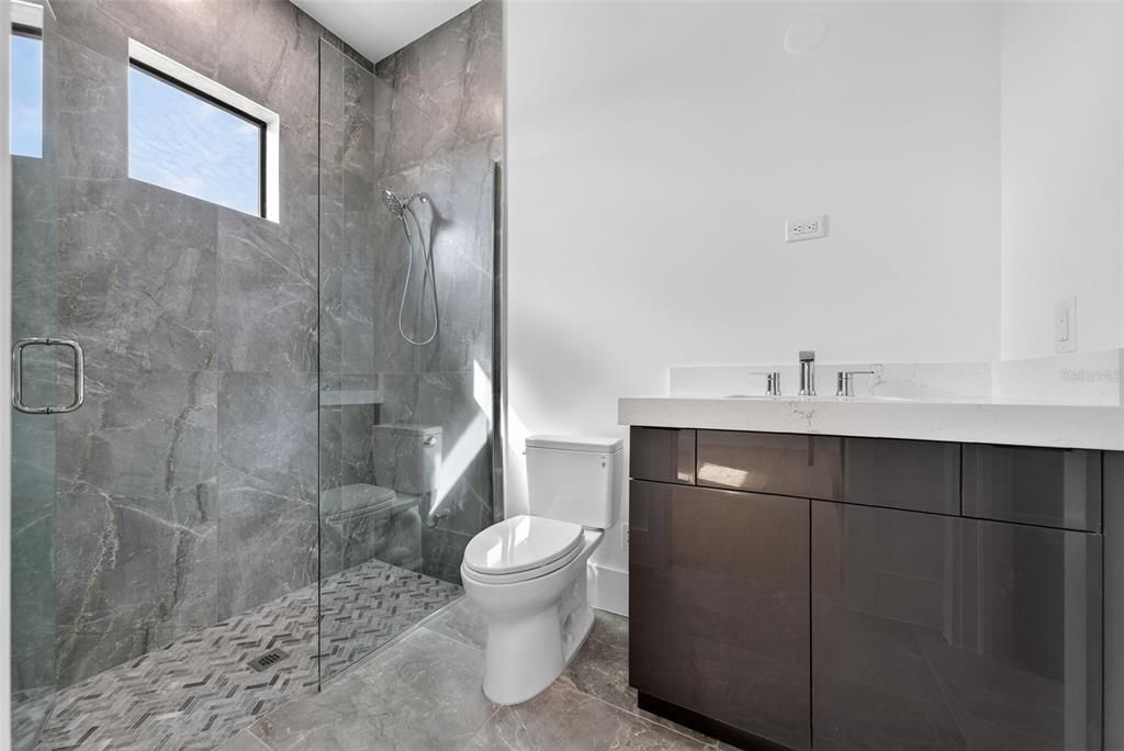 For Sale: $2,499,018 (4 beds, 4 baths, 3703 Square Feet)