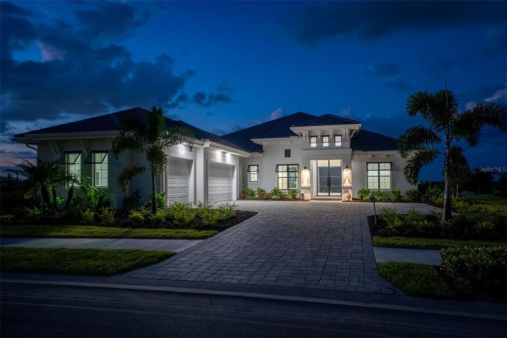 For Sale: $2,499,018 (4 beds, 4 baths, 3703 Square Feet)