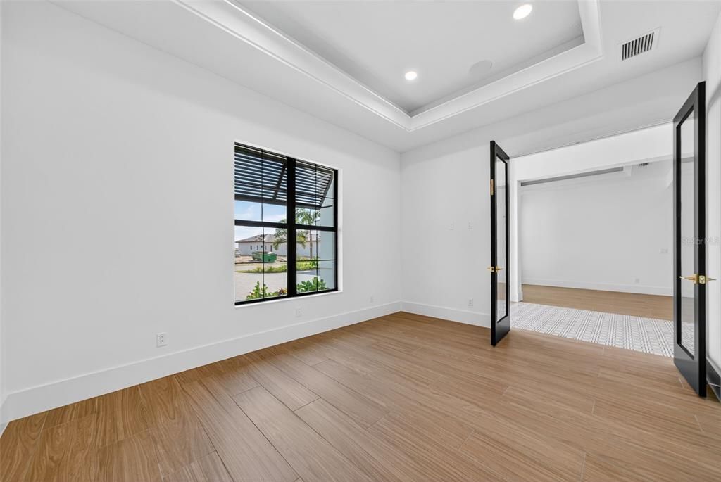 For Sale: $2,499,018 (4 beds, 4 baths, 3703 Square Feet)