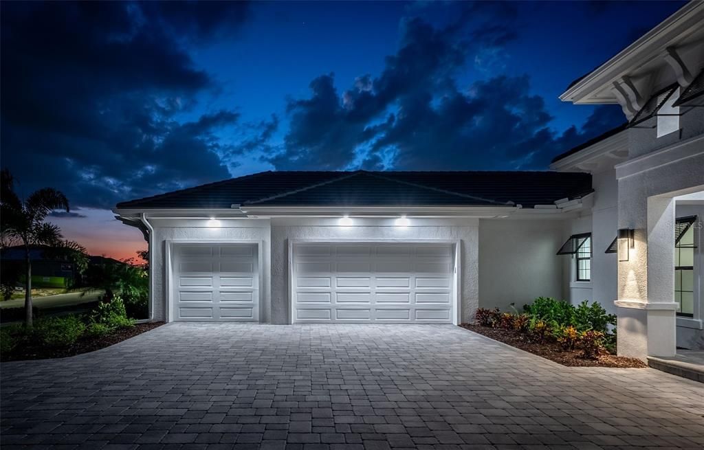 For Sale: $2,499,018 (4 beds, 4 baths, 3703 Square Feet)