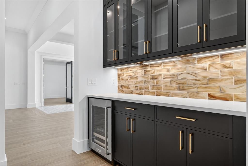 For Sale: $2,499,018 (4 beds, 4 baths, 3703 Square Feet)