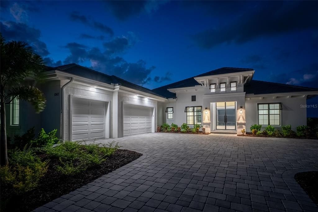 For Sale: $2,499,018 (4 beds, 4 baths, 3703 Square Feet)