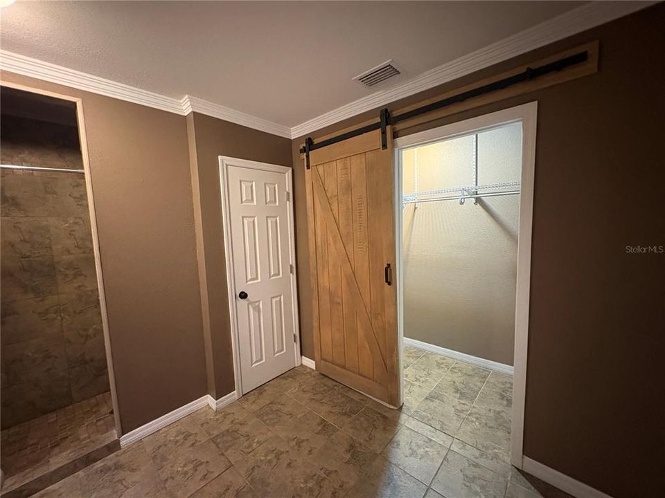 For Sale: $430,000 (3 beds, 2 baths, 2311 Square Feet)