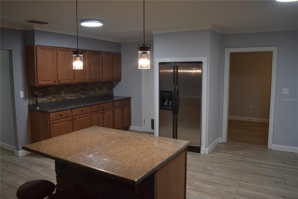 For Sale: $430,000 (3 beds, 2 baths, 2311 Square Feet)