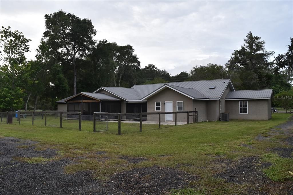 For Sale: $430,000 (3 beds, 2 baths, 2311 Square Feet)