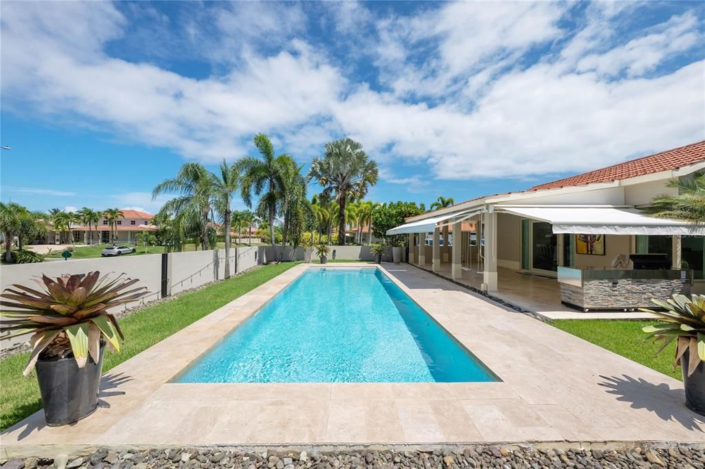 最近租的: $12,000 (4 贝兹, 3 浴室, 3100 平方英尺)