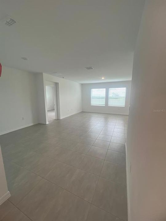 В аренду: $2,250 (3 спален, 2 ванн, 1500 Квадратных фут)