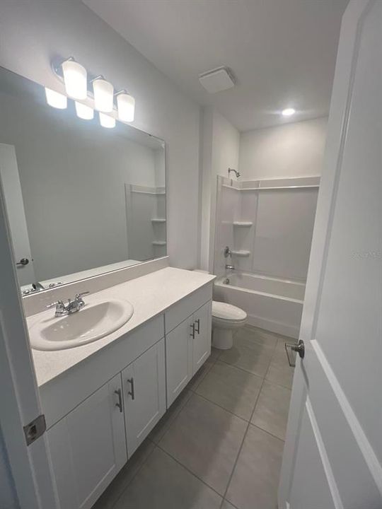 В аренду: $2,250 (3 спален, 2 ванн, 1500 Квадратных фут)