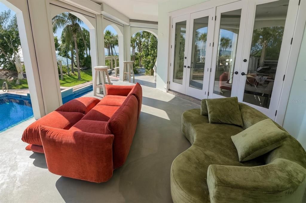 For Sale: $7,299,995 (6 beds, 6 baths, 5450 Square Feet)