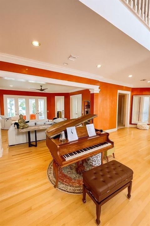 For Sale: $7,299,995 (6 beds, 6 baths, 5450 Square Feet)