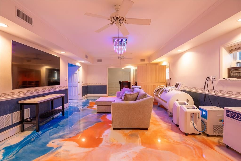 For Sale: $7,299,995 (6 beds, 6 baths, 5450 Square Feet)