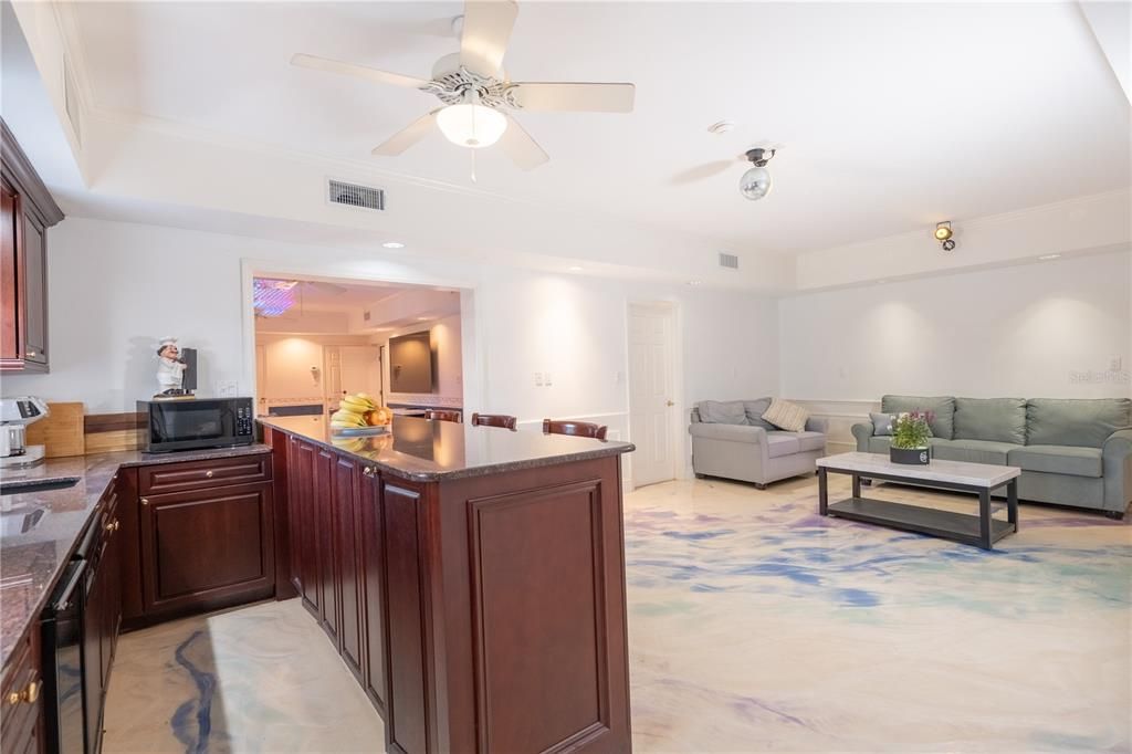 For Sale: $7,299,995 (6 beds, 6 baths, 5450 Square Feet)