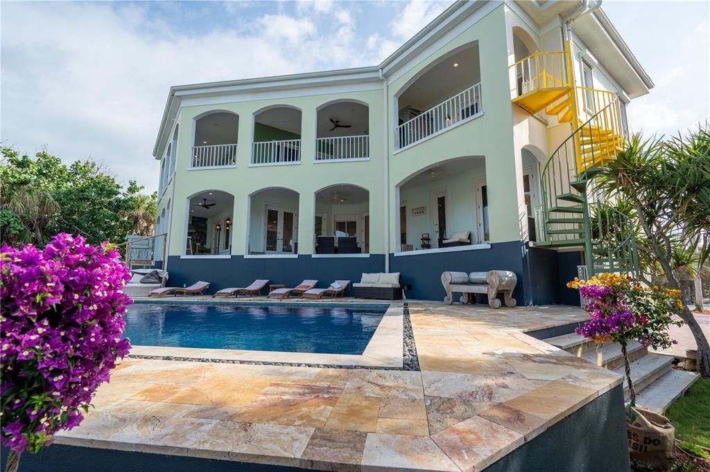 For Sale: $7,299,995 (6 beds, 6 baths, 5450 Square Feet)