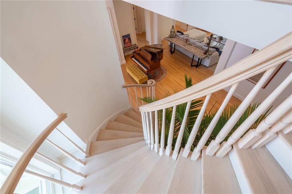 For Sale: $7,299,995 (6 beds, 6 baths, 5450 Square Feet)