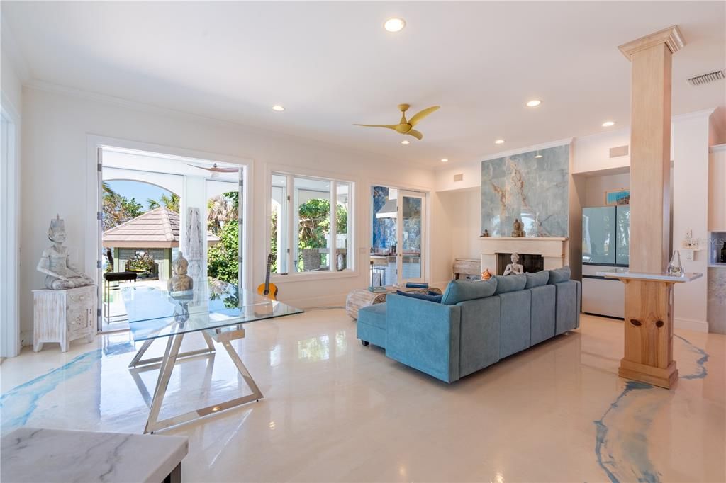 For Sale: $7,299,995 (6 beds, 6 baths, 5450 Square Feet)