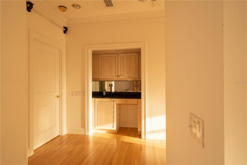 For Sale: $7,299,995 (6 beds, 6 baths, 5450 Square Feet)