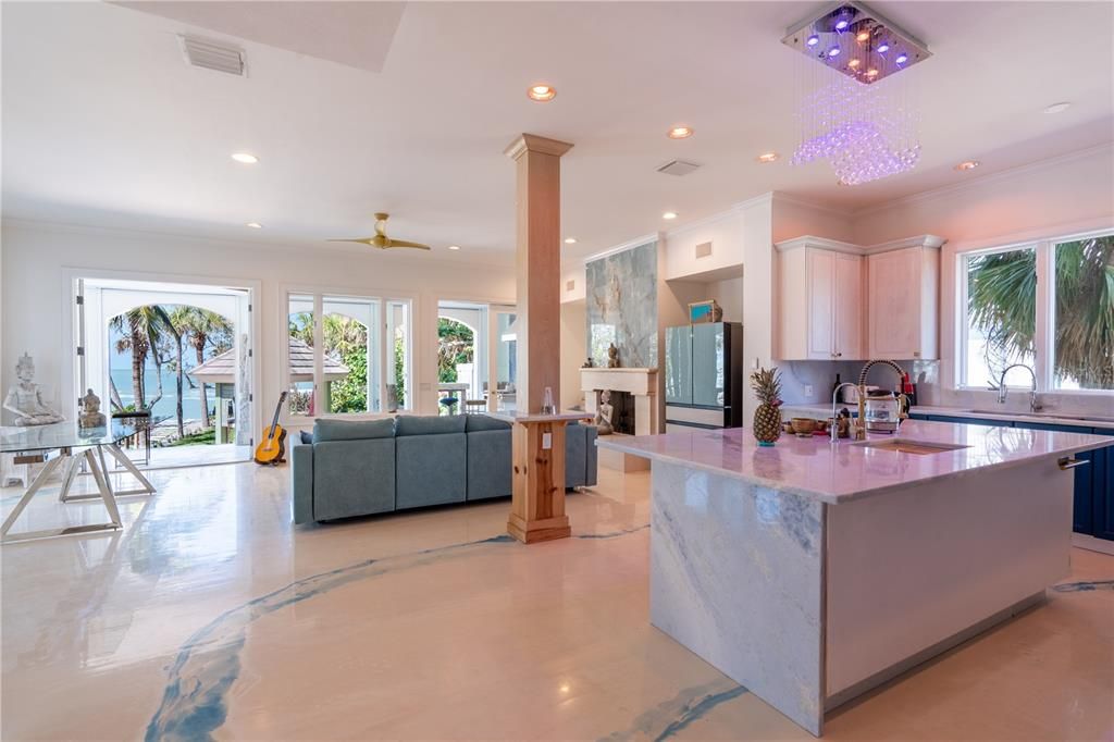 For Sale: $7,299,995 (6 beds, 6 baths, 5450 Square Feet)