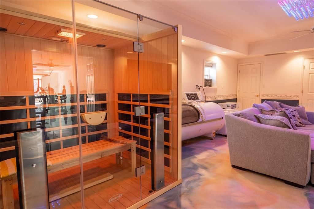 For Sale: $7,299,995 (6 beds, 6 baths, 5450 Square Feet)