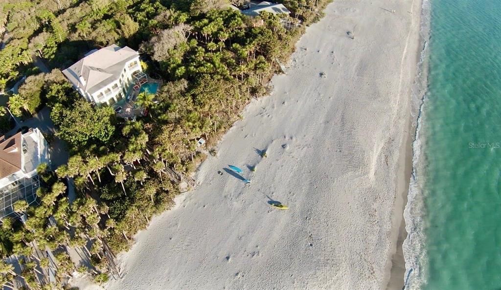 For Sale: $7,299,995 (6 beds, 6 baths, 5450 Square Feet)