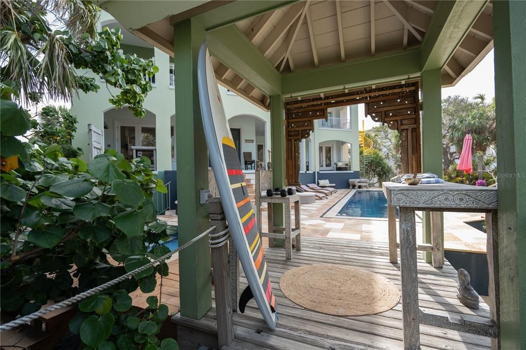 For Sale: $7,299,995 (6 beds, 6 baths, 5450 Square Feet)