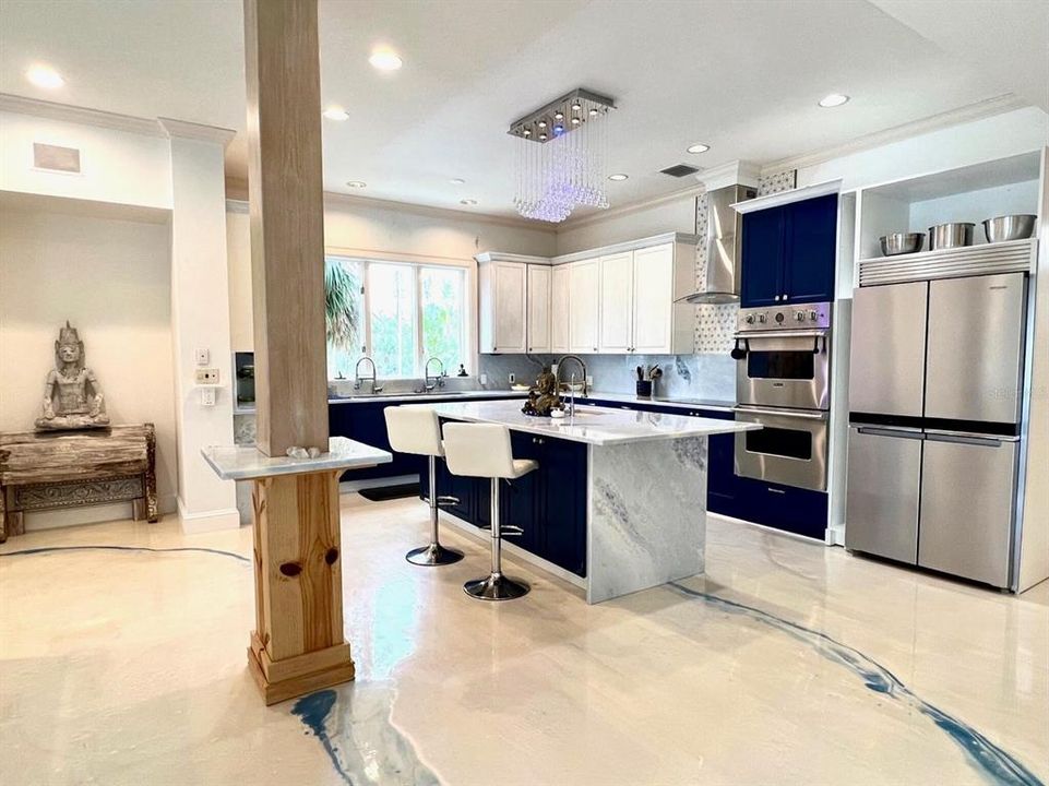 For Sale: $7,299,995 (6 beds, 6 baths, 5450 Square Feet)