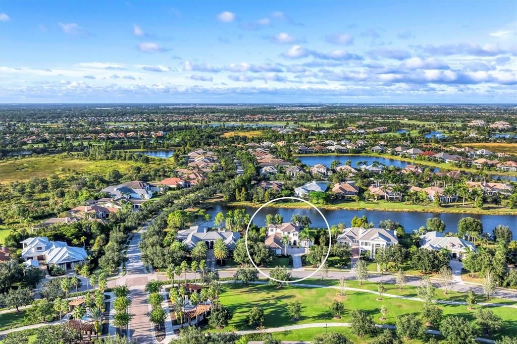 合同活跃: $2,650,000 (4 贝兹, 4 浴室, 4053 平方英尺)