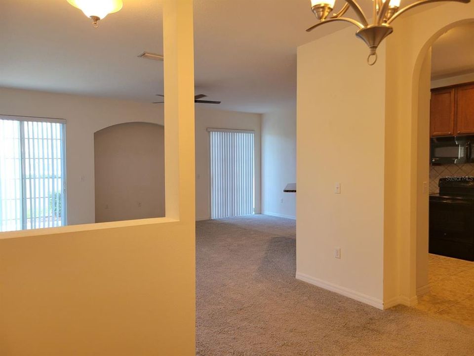 Activo con contrato: $3,200 (3 camas, 2 baños, 1776 Pies cuadrados)