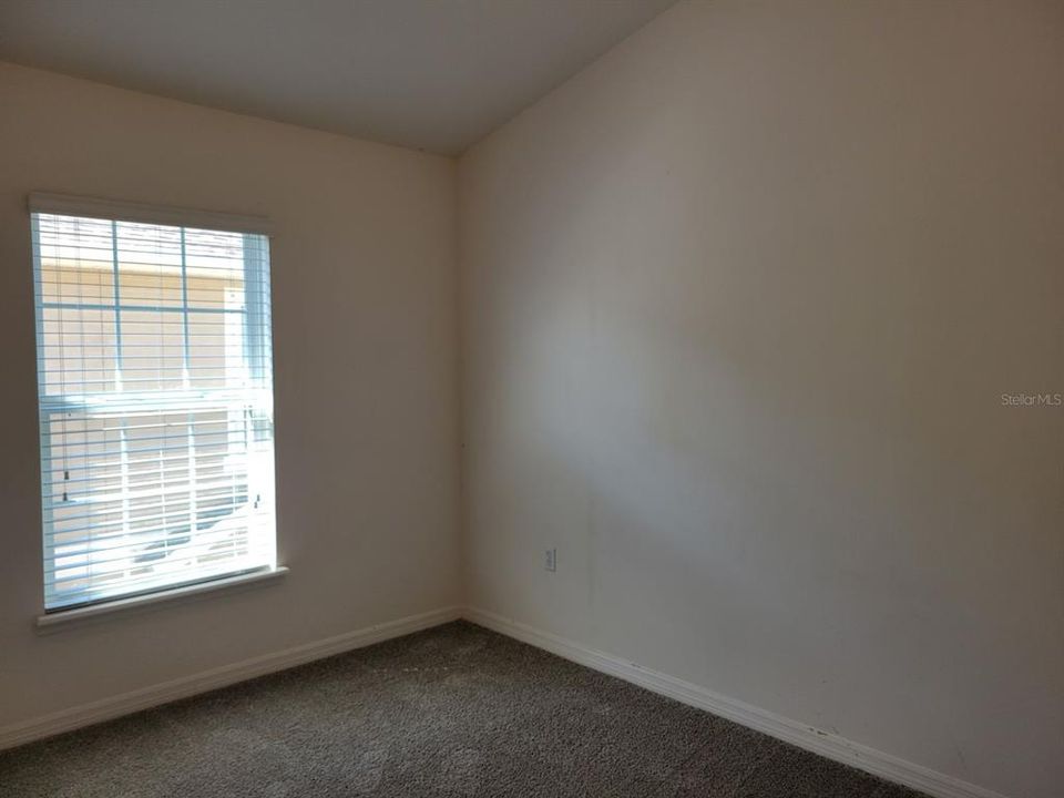 Activo con contrato: $3,200 (3 camas, 2 baños, 1776 Pies cuadrados)