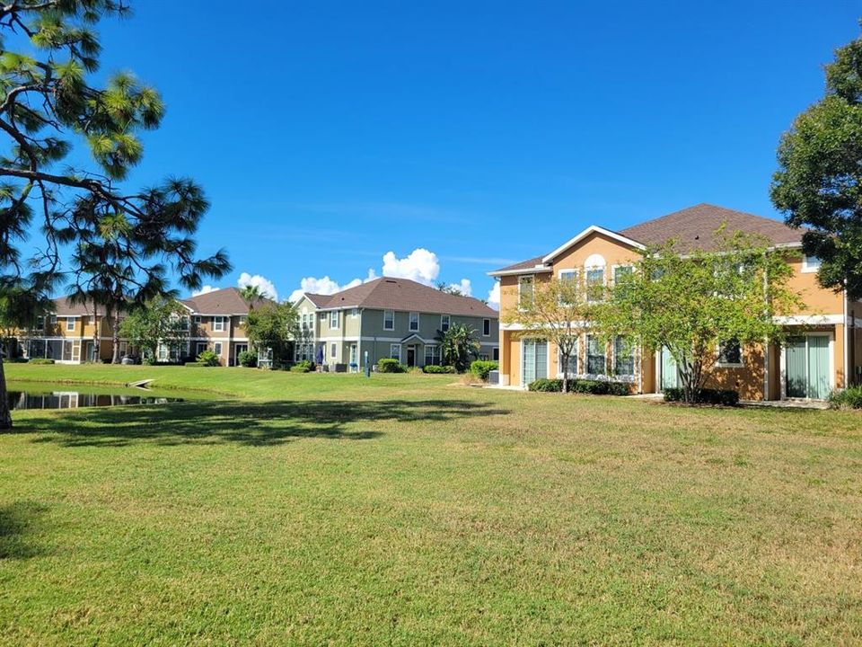 Activo con contrato: $3,200 (3 camas, 2 baños, 1776 Pies cuadrados)