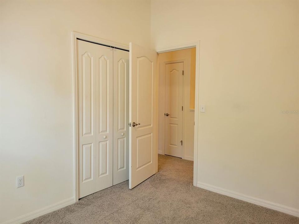 Activo con contrato: $3,200 (3 camas, 2 baños, 1776 Pies cuadrados)