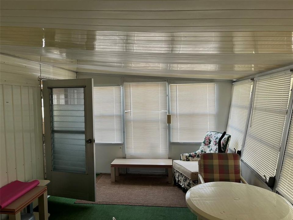 На продажу: $149,900 (1 спален, 1 ванн, 588 Квадратных фут)