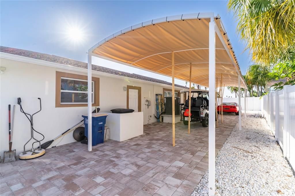 For Sale: $1,799,000 (3 beds, 2 baths, 2794 Square Feet)