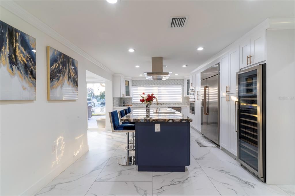 For Sale: $1,799,000 (3 beds, 2 baths, 2794 Square Feet)