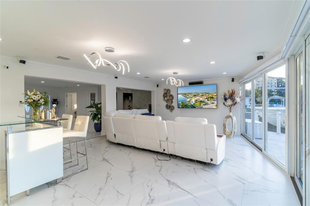 For Sale: $1,799,000 (3 beds, 2 baths, 2794 Square Feet)