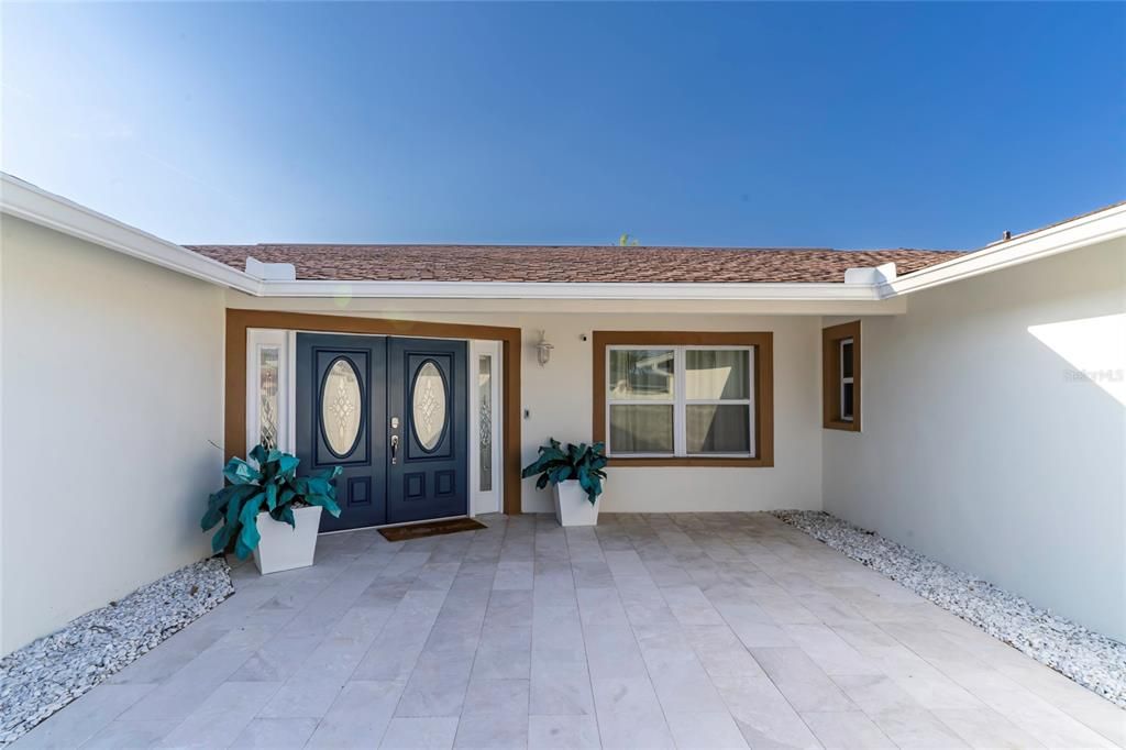 For Sale: $1,799,000 (3 beds, 2 baths, 2794 Square Feet)