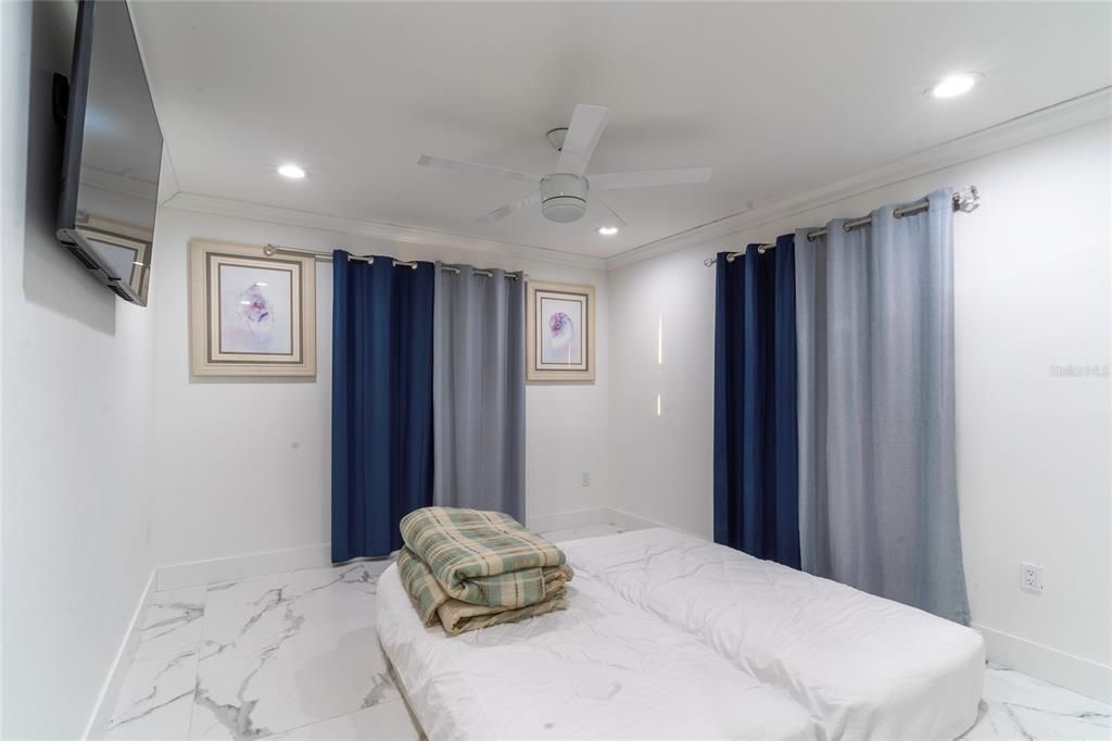 For Sale: $1,799,000 (3 beds, 2 baths, 2794 Square Feet)