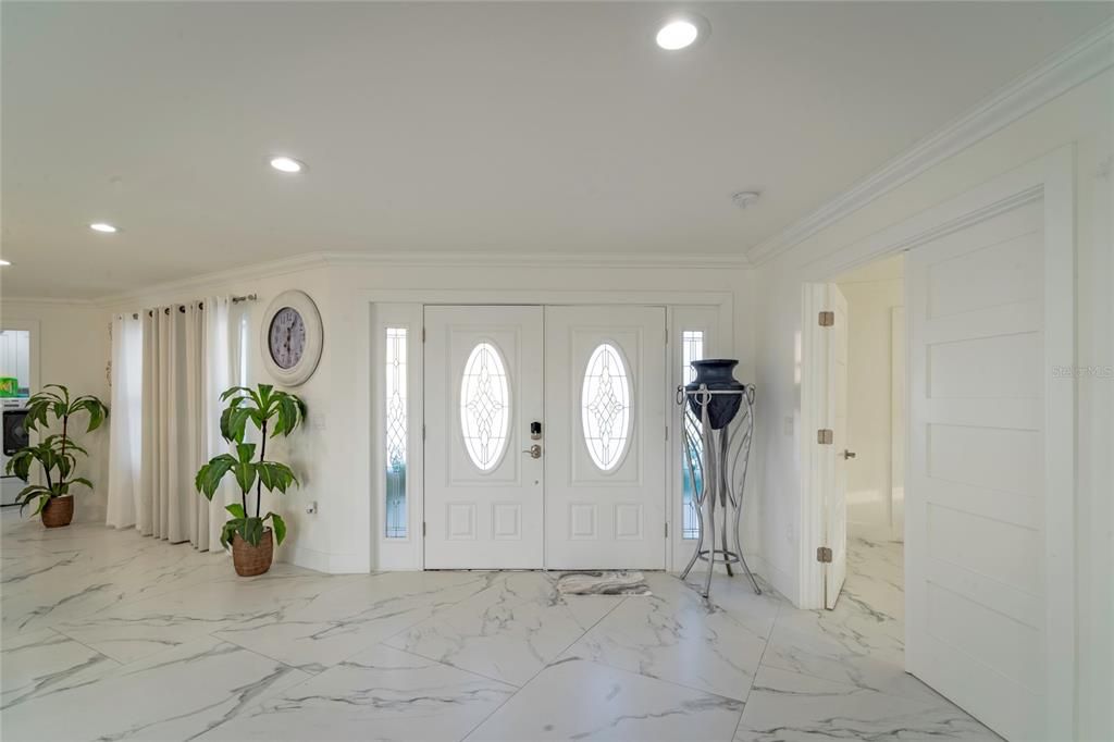 For Sale: $1,799,000 (3 beds, 2 baths, 2794 Square Feet)