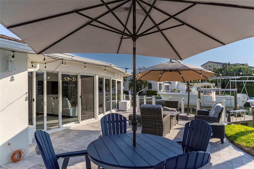 For Sale: $1,799,000 (3 beds, 2 baths, 2794 Square Feet)