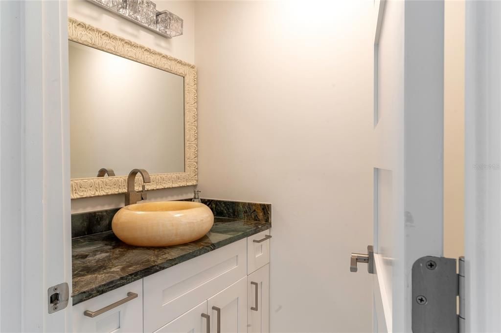 For Sale: $1,799,000 (3 beds, 2 baths, 2794 Square Feet)