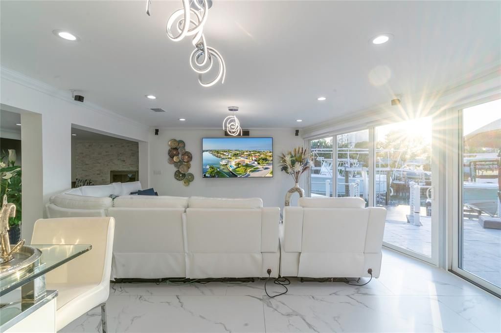 For Sale: $1,799,000 (3 beds, 2 baths, 2794 Square Feet)