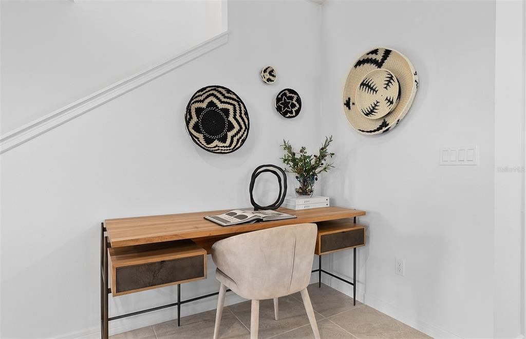 Active With Contract: $414,290 (3 beds, 2 baths, 1628 Square Feet)